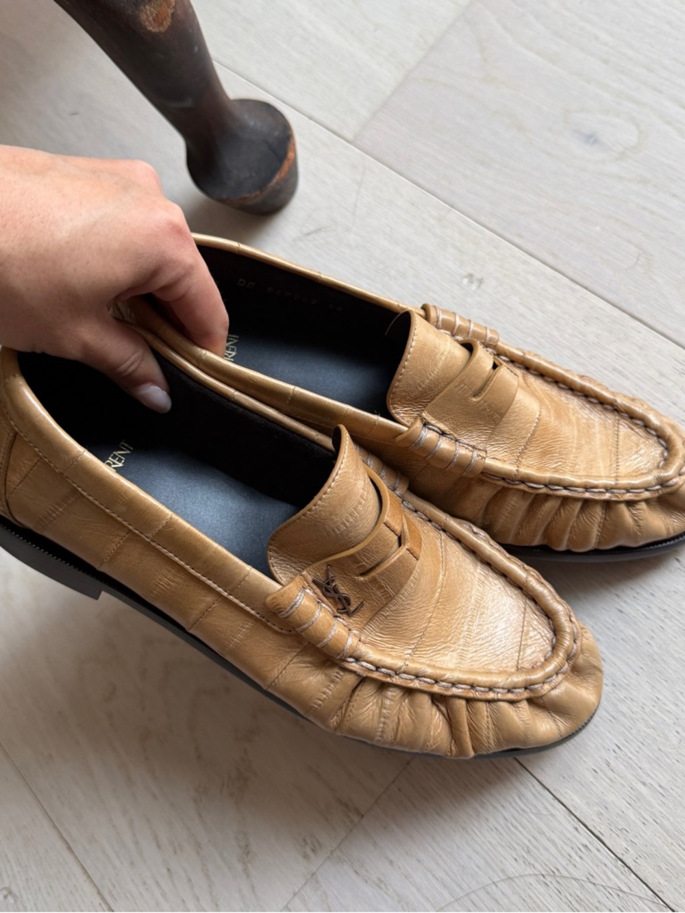 NWOB Saint Laurent le penny loafers tan eel skin